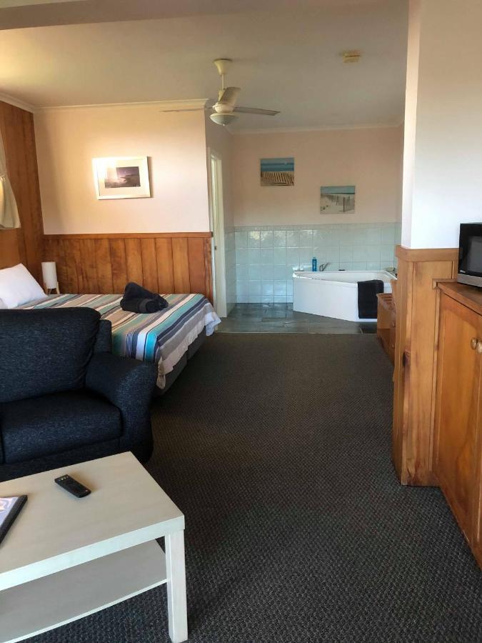Seaview Norfolk Island Otel Burnt Pine Dış mekan fotoğraf
