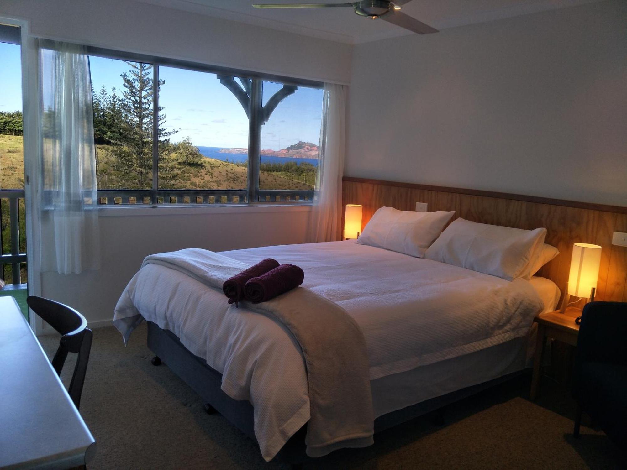 Seaview Norfolk Island Otel Burnt Pine Oda fotoğraf